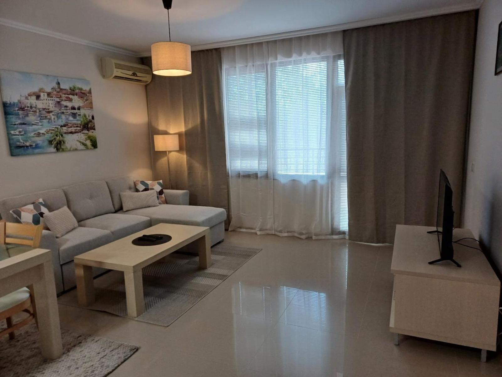 Lighthouse 1Bedroom Gec Apartment 203 Balchik Esterno foto